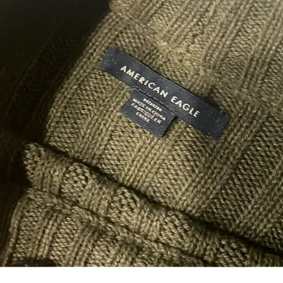 American Eagle Outfitters Dark Green Ribbed Turtleneck Sweater - Picture 4 of 5